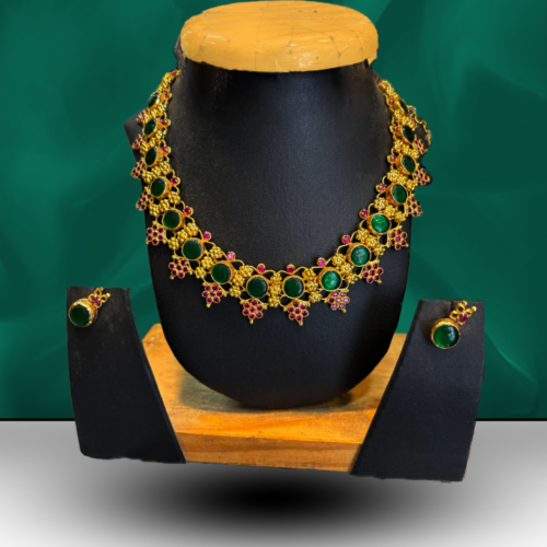 Beema Main Mockup m Necklace